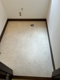 優雅なウェーブライン、高級感漂う金属調アクセントのネオレストLS2 大田区T様邸 優雅なウェーブライン、高級感漂う金属調アクセントのネオレストLS2 大田区T様邸